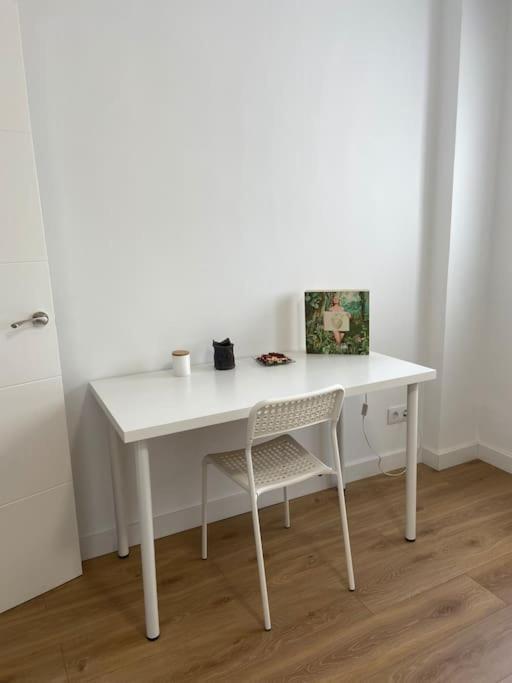 Leonmisol Apartment Bagian luar foto
